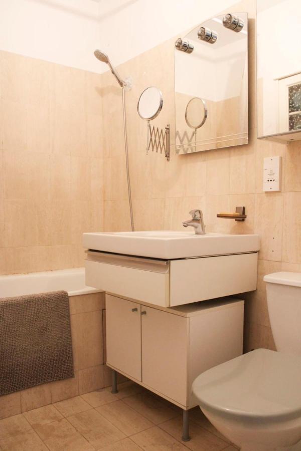 Апартаменты A Cosy Little Nest In The 5Th Arrondissement Париж Экстерьер фото