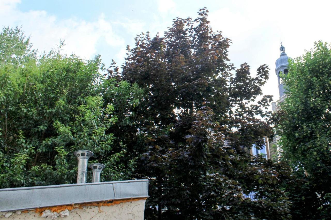 Апартаменты A Cosy Little Nest In The 5Th Arrondissement Париж Экстерьер фото